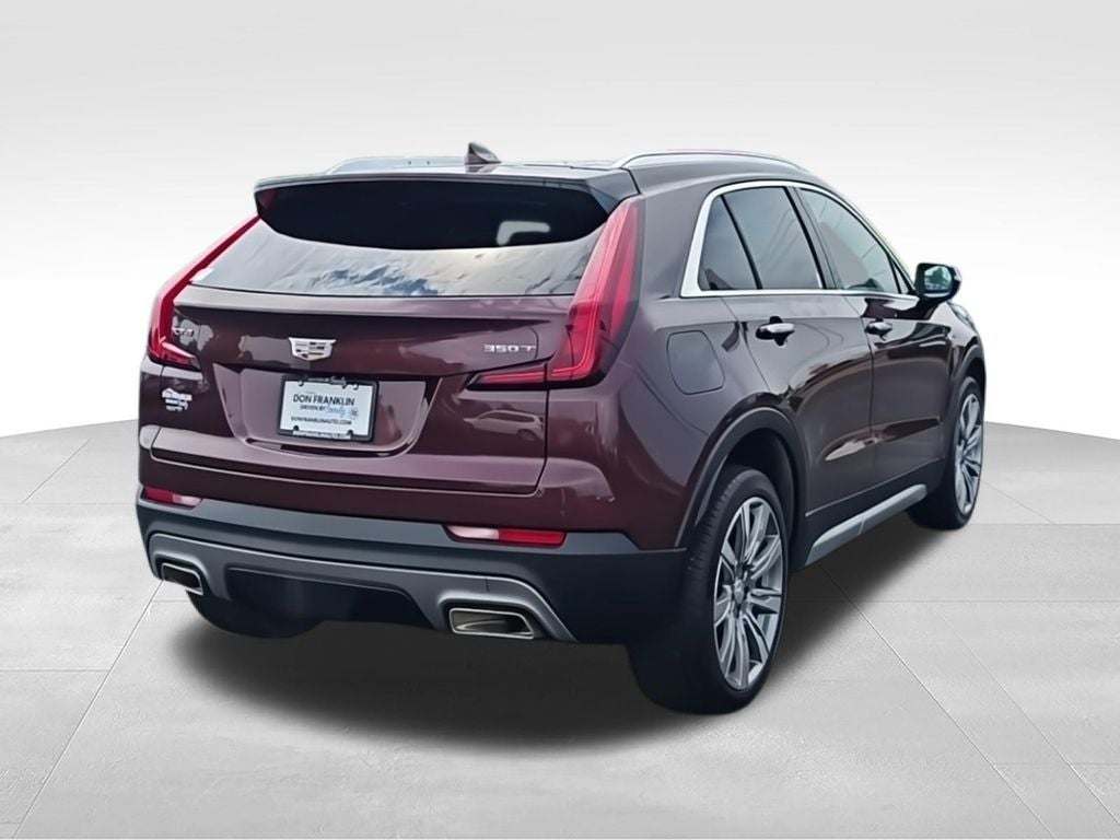 2023 Cadillac XT4 Premium Luxury