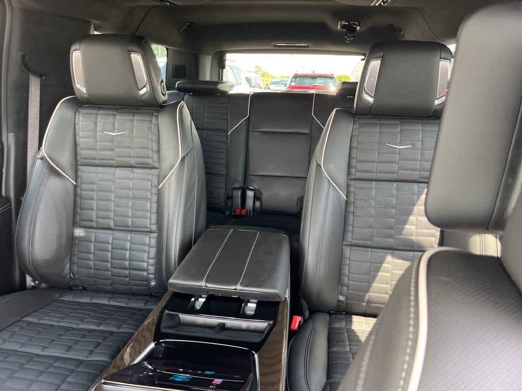 2026 Cadillac Escalade ESV Platinum Edition