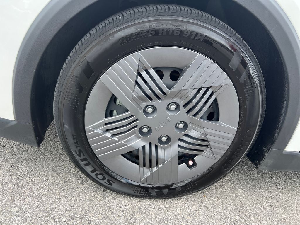 2025 Kia K4 LX