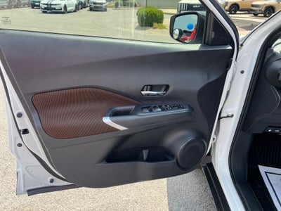2024 Nissan Kicks SR