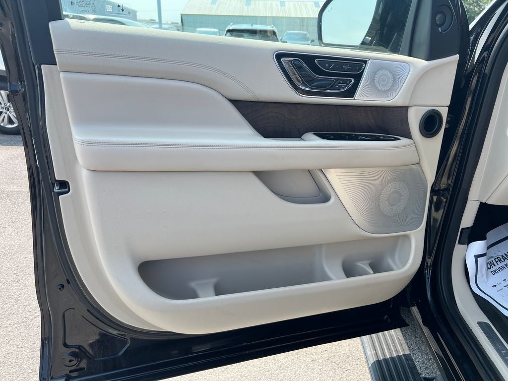 2020 Lincoln Navigator L Reserve