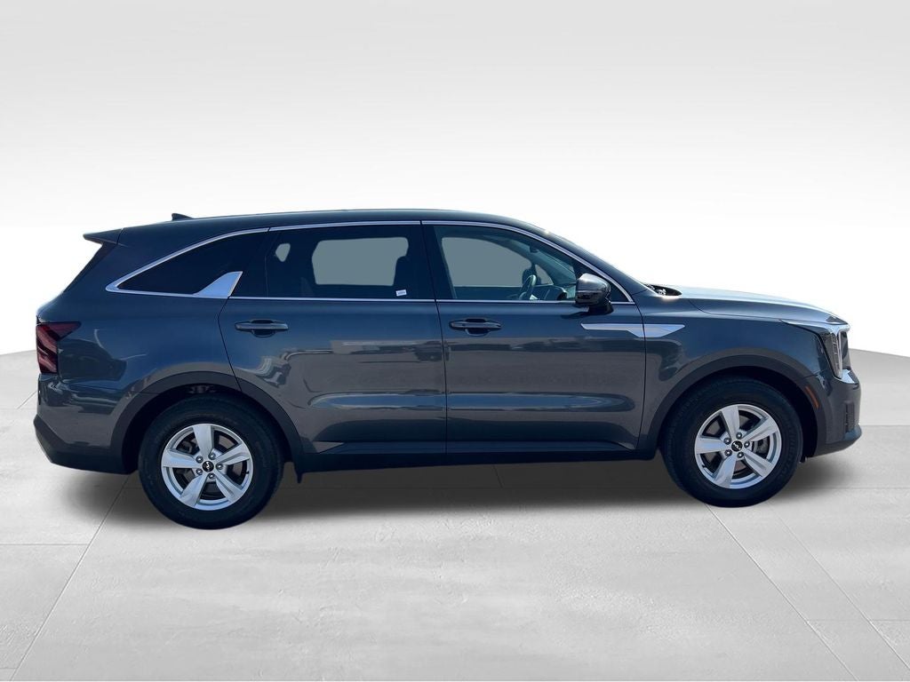 2024 Kia Sorento LX