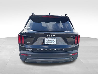 2022 Kia Sorento S