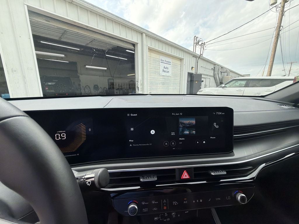 2025 Kia K5 GT-Line