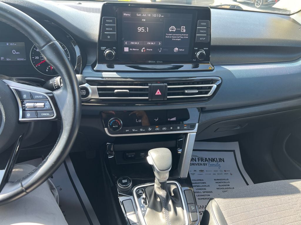 2023 Kia Seltos S