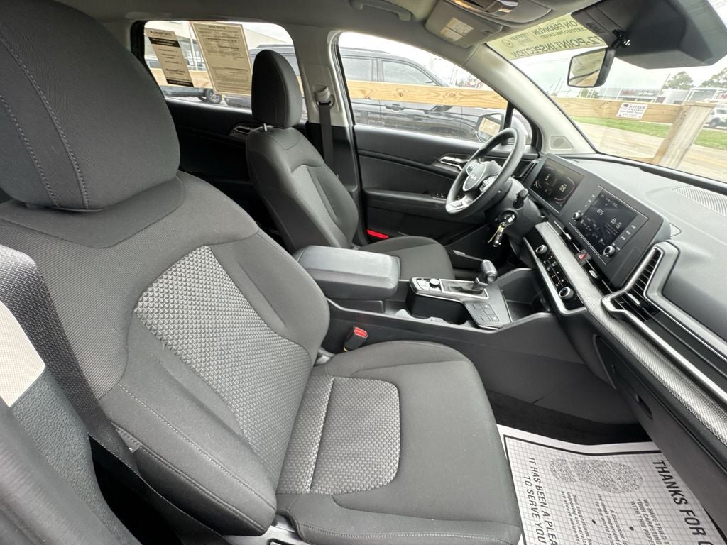 2025 Kia Sportage LX