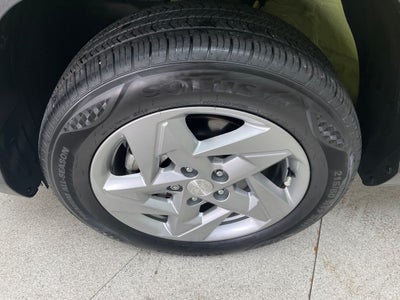 2025 Hyundai Kona SE