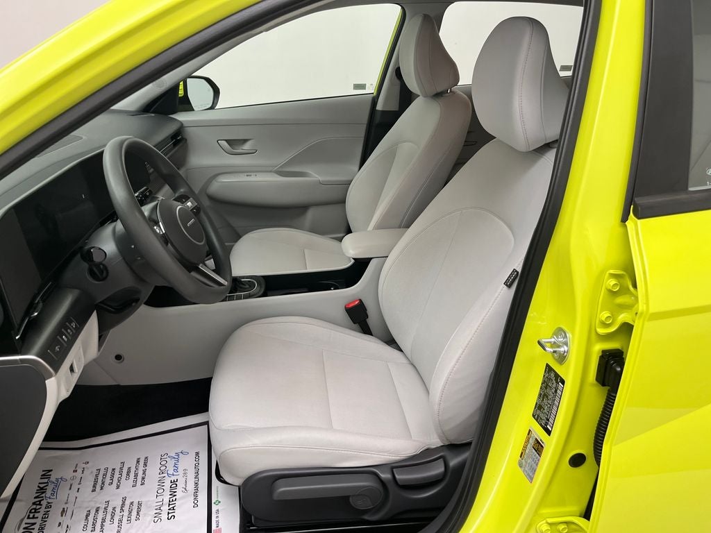 2025 Hyundai Kona SE