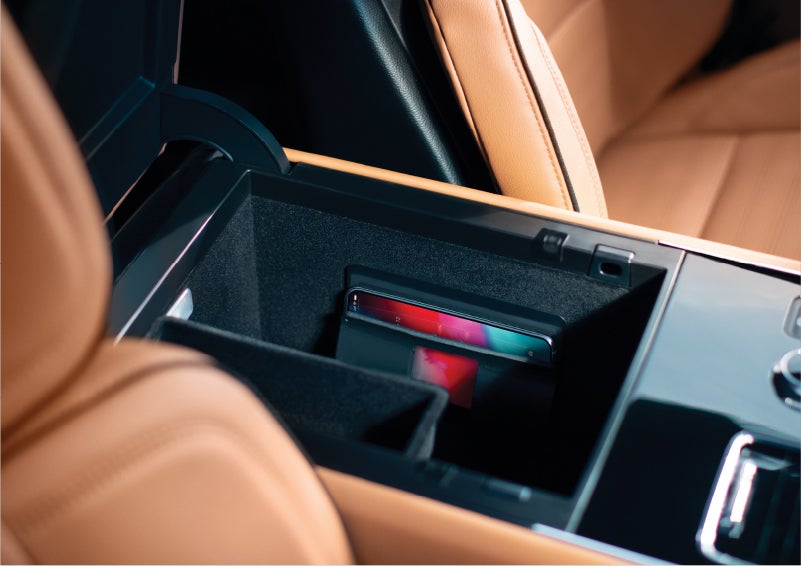 The interior of a 2023 Lincoln Aviator® Black Label model is shown in the Flight theme | Don Franklin Lincoln Elizabethtown in Elizabethtown KY