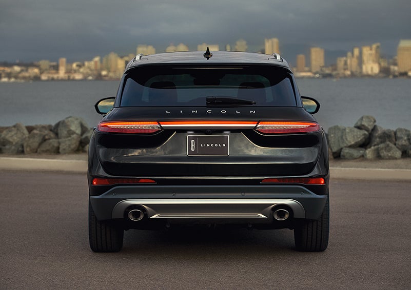 The rear lighting of the 2024 Lincoln Corsair® SUV spans the entire width of the vehicle. | Don Franklin Lincoln Elizabethtown in Elizabethtown KY