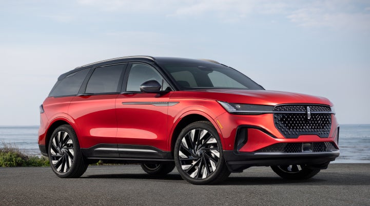 A 2024 Lincoln Nautilus® Reserve model is shown with the stylish available Jet Appearance Package. | Don Franklin Lincoln Elizabethtown in Elizabethtown KY