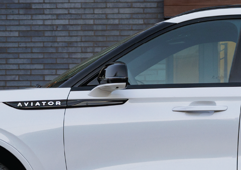 The driver’s door of a white 2025 Lincoln Aviator® SUV is showcased. | Don Franklin Lincoln Elizabethtown in Elizabethtown KY