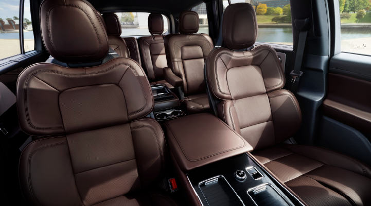 The cabin of the 2025 Lincoln Aviator® SUV is shown with black and brown accents. | Don Franklin Lincoln Elizabethtown in Elizabethtown KY