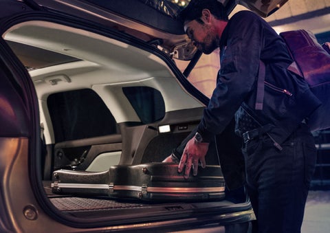 The driver of a 2024 Lincoln Corsair® SUV is shown selecting the drive mode. | Don Franklin Lincoln Elizabethtown in Elizabethtown KY