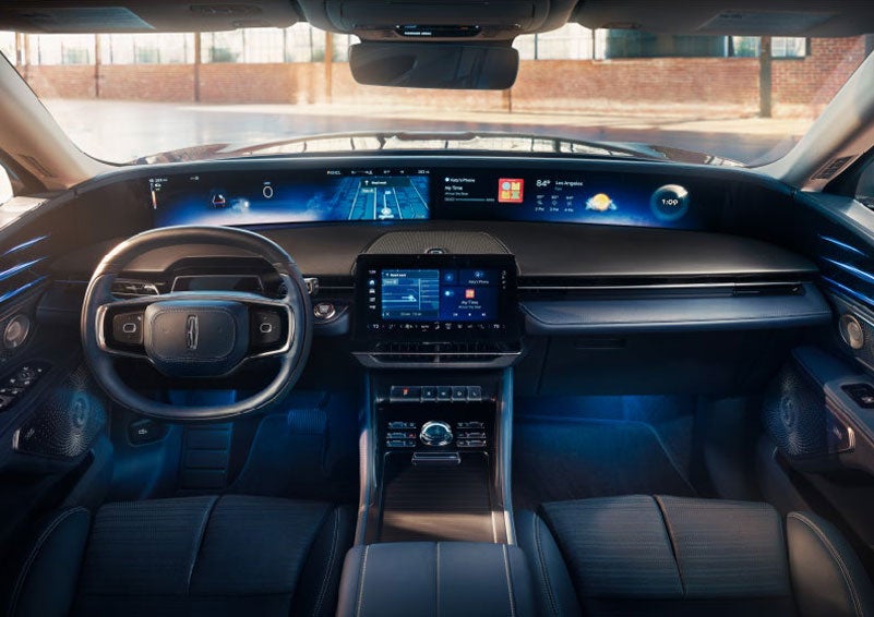 The panoramic display is shown in a 2025 Lincoln Nautilus® SUV. | Don Franklin Lincoln Elizabethtown in Elizabethtown KY