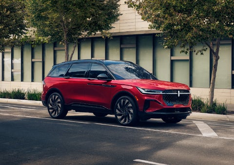 2026 Lincoln Nautilus® SUV with the available Jet Appearance Package and Hybrid transmission. | Don Franklin Lincoln Elizabethtown in Elizabethtown KY