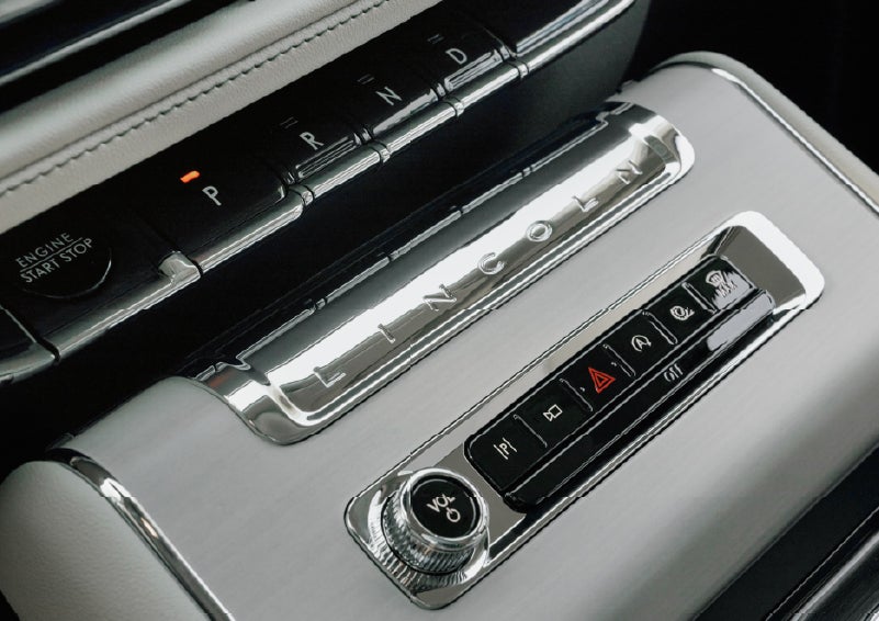 The piano key gear selector of a 2027 Lincoln Aviator® Back Label™ SUV. | Don Franklin Lincoln Elizabethtown in Elizabethtown KY